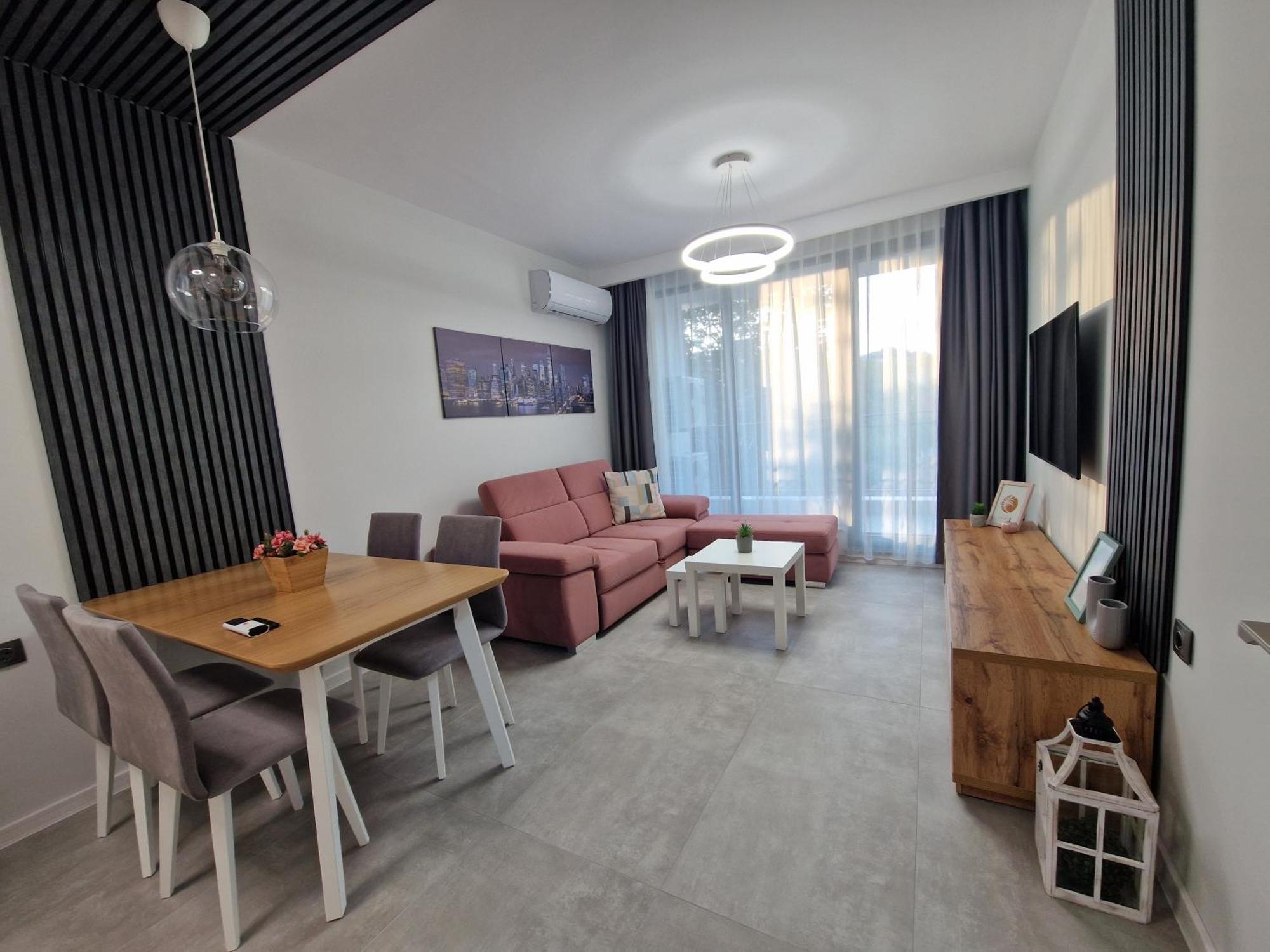 Sun In Center Apartment *